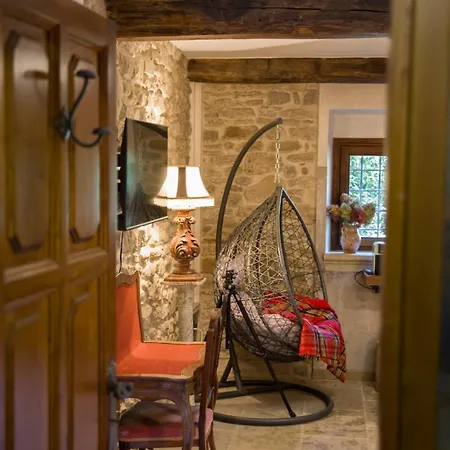 Lejlighed Antico Maniero La Ploca